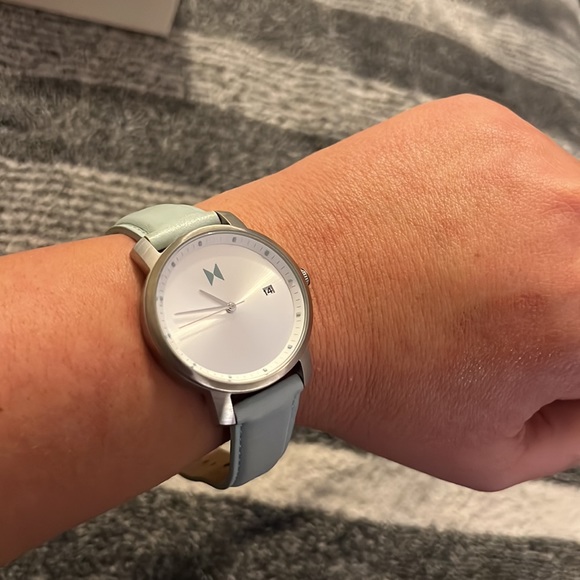 MVMT light blue/silver watch - Picture 2 of 7